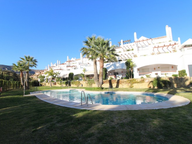 Apartamento for sale in Nueva Andalucía, Marbella