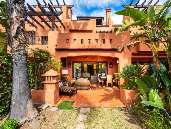 Unifamiliar for sale in The Golden Mile, Marbella