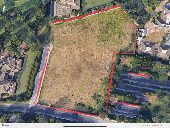 Terrain for sale in Guadalmina Baja, Marbella