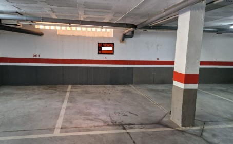 Commercial for sale in , La Quinta