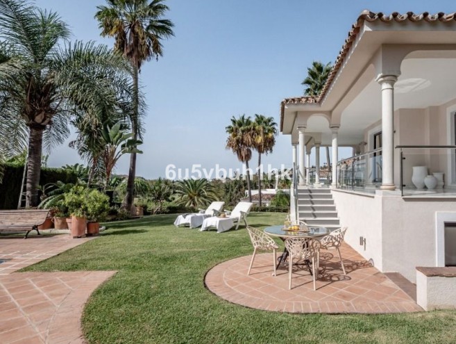 Villa for sale in Marbella, Marbella