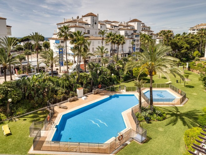 Apartment for sale in Puerto Banús, Marbella