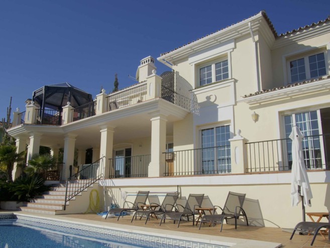 Villa for sale in Elviria, Marbella