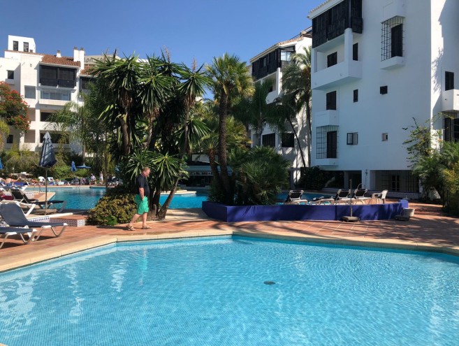 Apartamento for sale in Elviria, Marbella