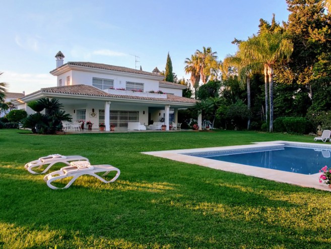 Villa for sale in Guadalmina Baja, Marbella