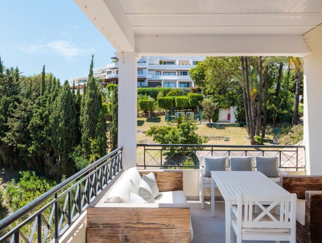 Apartamento for sale in Las Brisas, Marbella