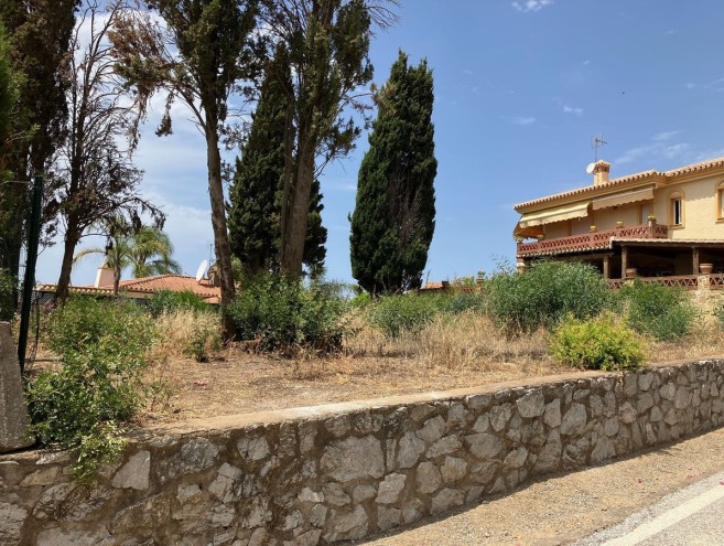 Terreno for sale in Elviria, Marbella
