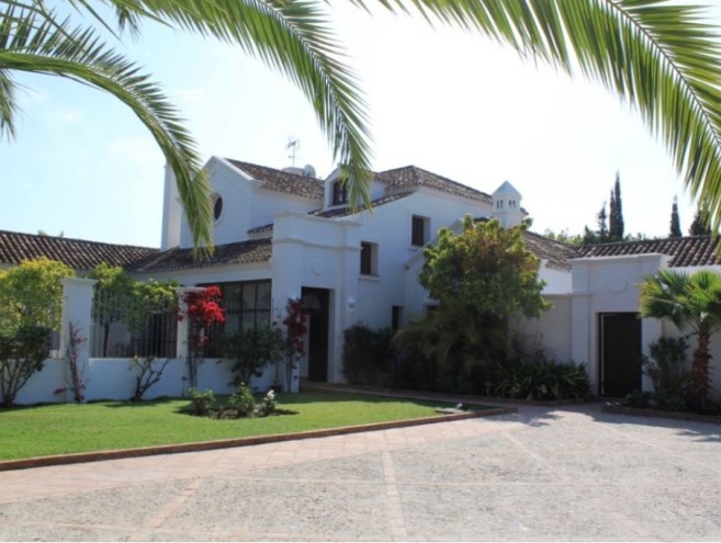 Villa for sale in Costa del Sol, Marbella