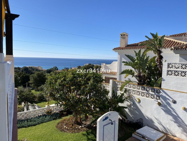 Villa for sale in La Capellania, Marbella