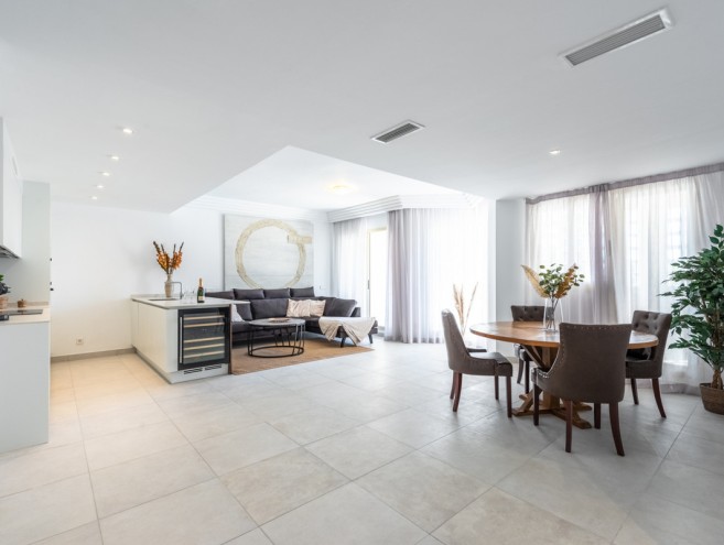 Apartment for sale in Nueva Andalucía, Marbella