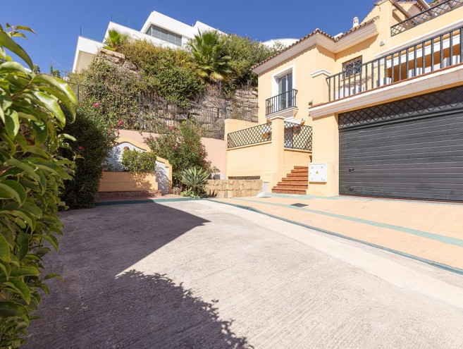 Maison Jumelée for sale in Las Brisas, Marbella