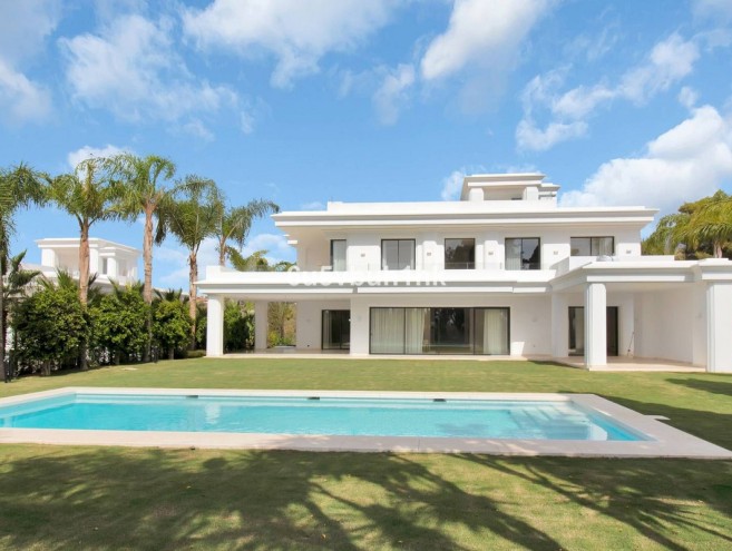 Villa for sale in Costa del Sol, Marbella