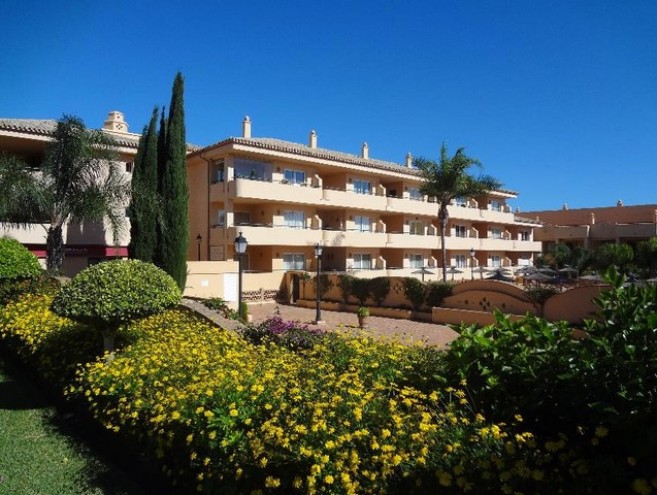 Comercial for sale in Elviria, Marbella