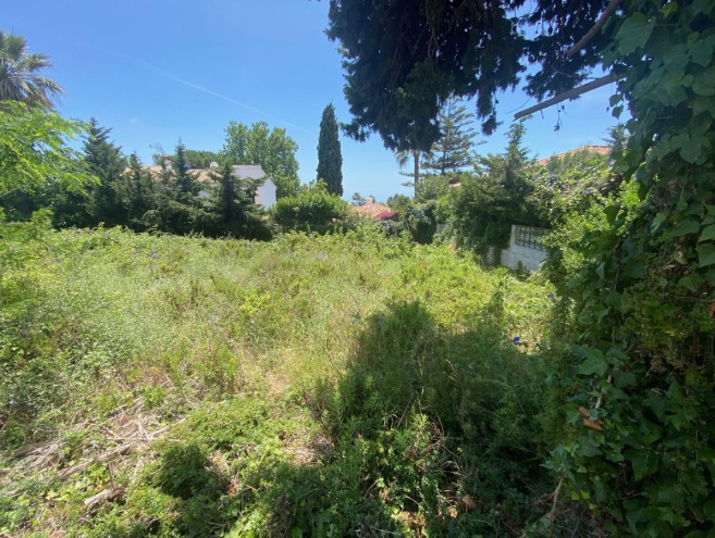 Terreno for sale in Río Real, Marbella