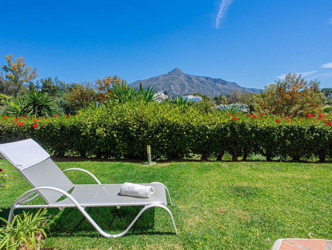 Apartamento for sale in Nueva Andalucía, Marbella