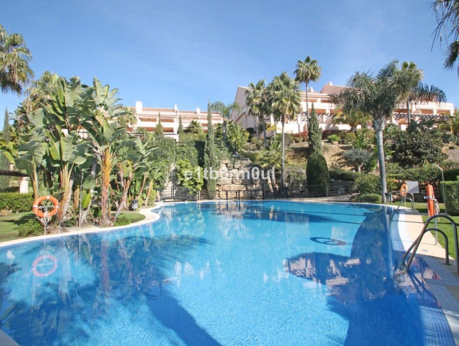 Apartment for sale in Nueva Andalucía, Marbella