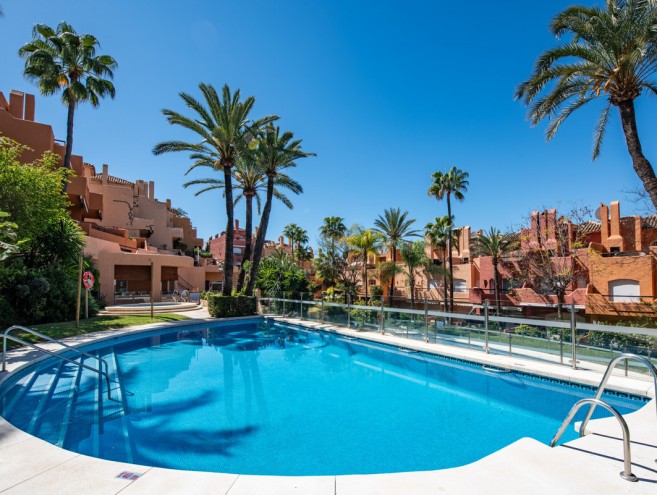 Appartement for sale in Nueva Andalucía, Marbella