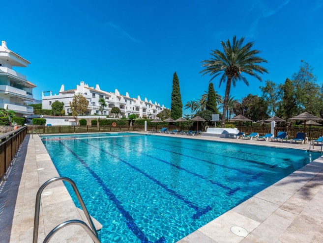 Apartamento for sale in Nueva Andalucía, Marbella
