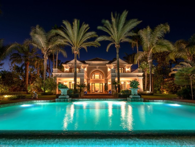 Villa for sale in Guadalmina Baja, Marbella