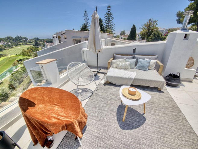 Appartement for sale in Nueva Andalucía, Marbella