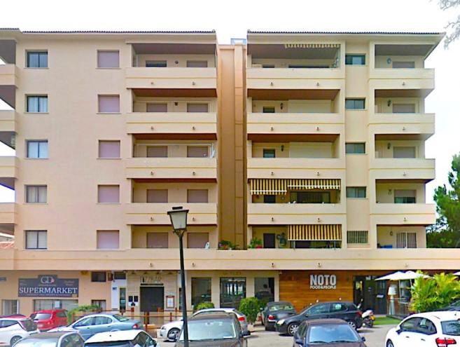 Apartment for sale in Nueva Andalucía, Marbella