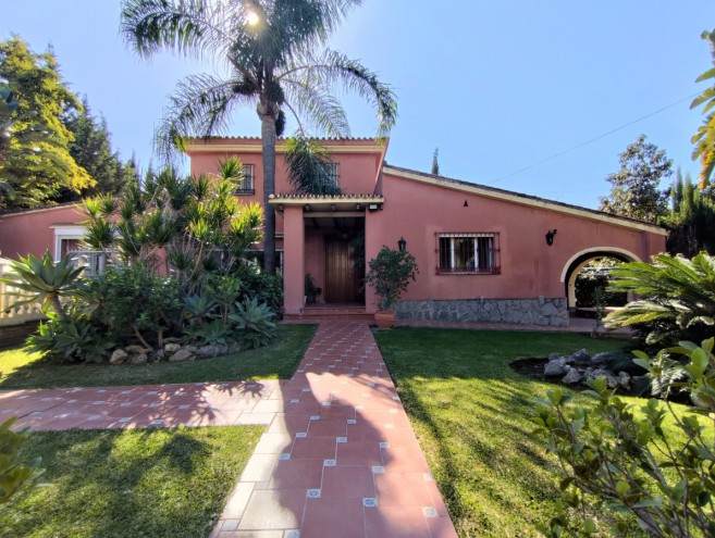 Villa for sale in Costa del Sol, Marbella