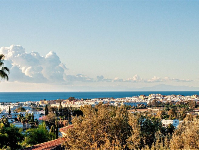 Plot for sale in Nueva Andalucía, Marbella