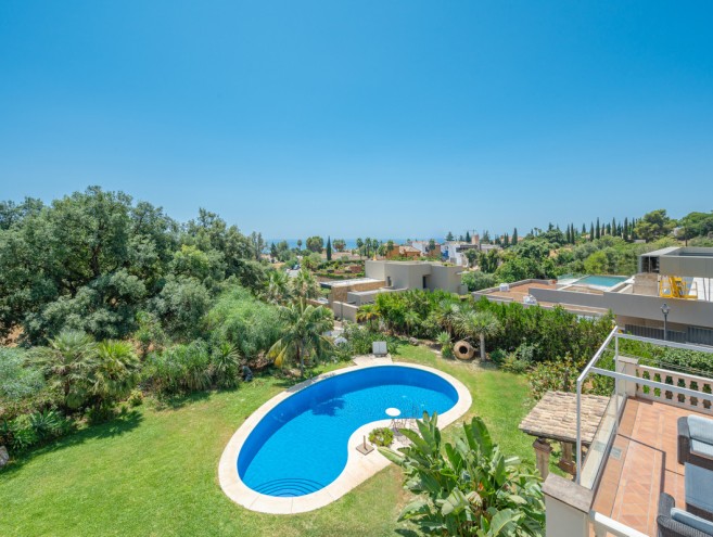 Villa for sale in Sierra Blanca, Marbella
