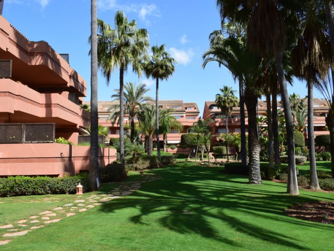Apartment for sale in Puerto Banús, Marbella