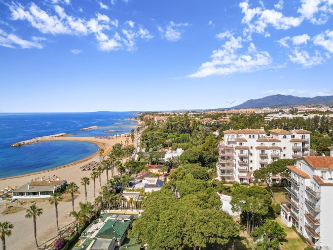 Apartment for sale in Puerto Banús, Marbella