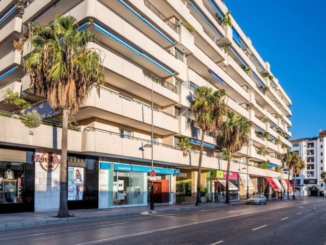 Apartment for sale in Puerto Banús, Marbella
