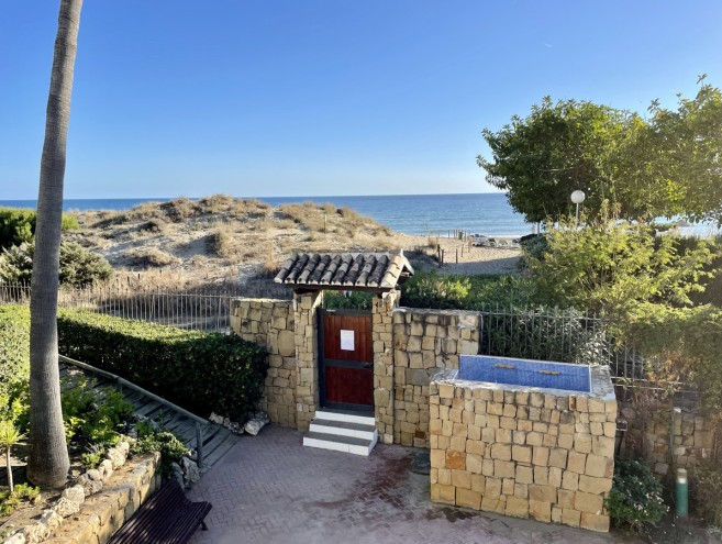 Unifamiliar for sale in Bahía de Marbella, Marbella