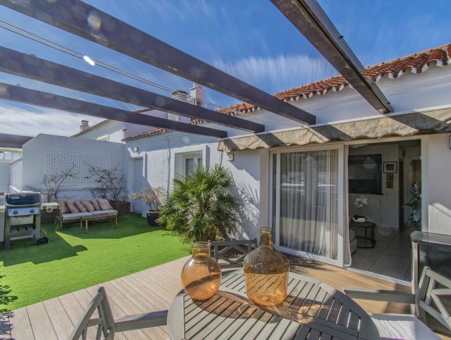 Apartamento for sale in Nueva Andalucía, Marbella