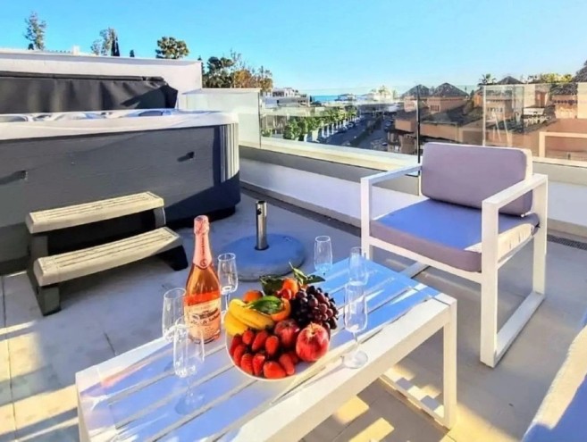 Unifamiliar for sale in The Golden Mile, Marbella