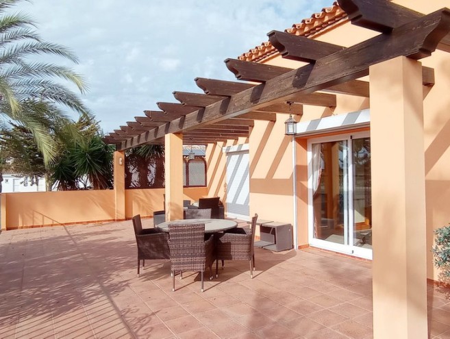 Villa for sale in Puerto Banús, Marbella