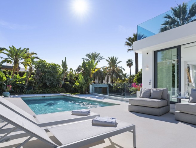 Villa for sale in Nueva Andalucía, Marbella