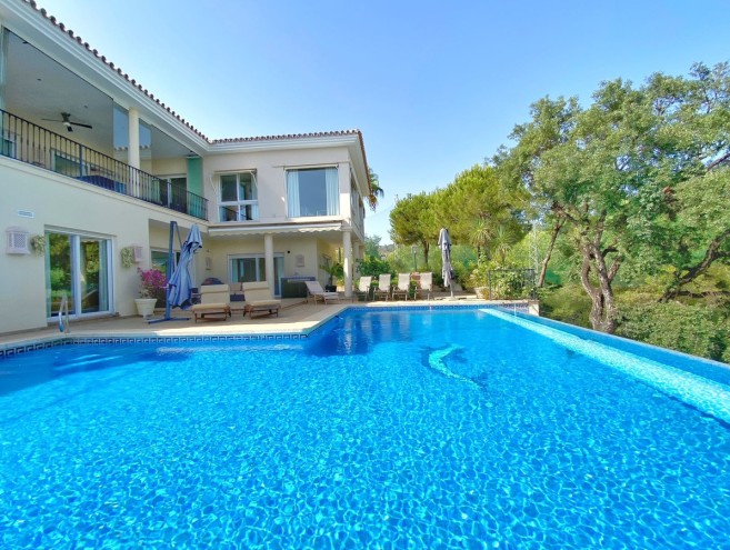 Villa for sale in Elviria, Marbella
