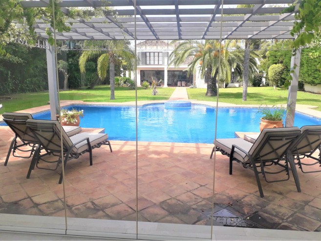 Villa for sale in Guadalmina Baja, Marbella