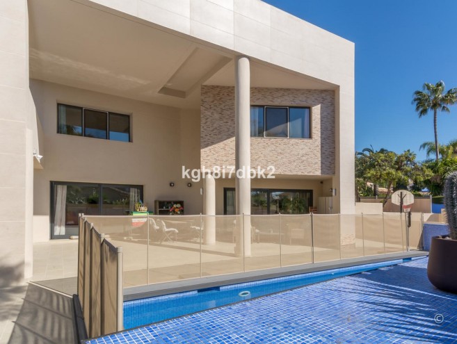Villa for sale in Costa del Sol, Marbella