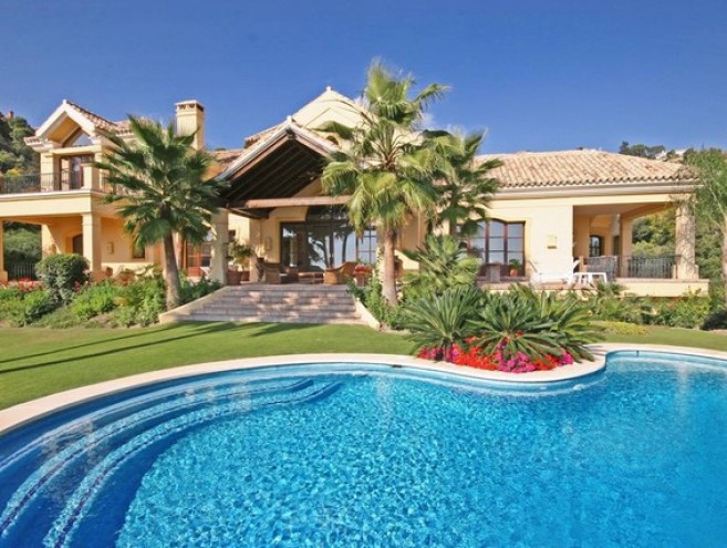 Villa for sale in , Marbella