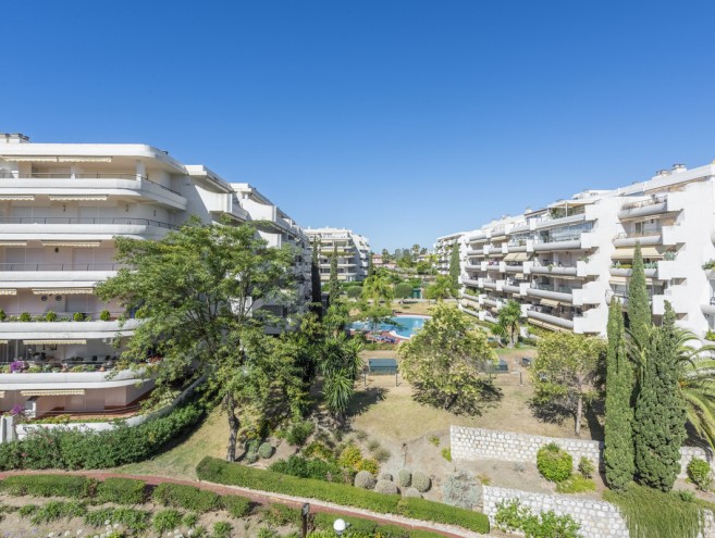 Appartement for sale in Guadalmina Alta, Marbella