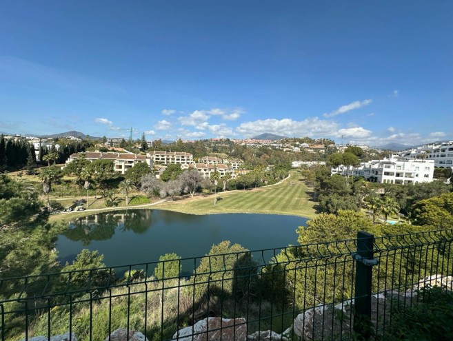 Apartamento for sale in La Quinta, Marbella