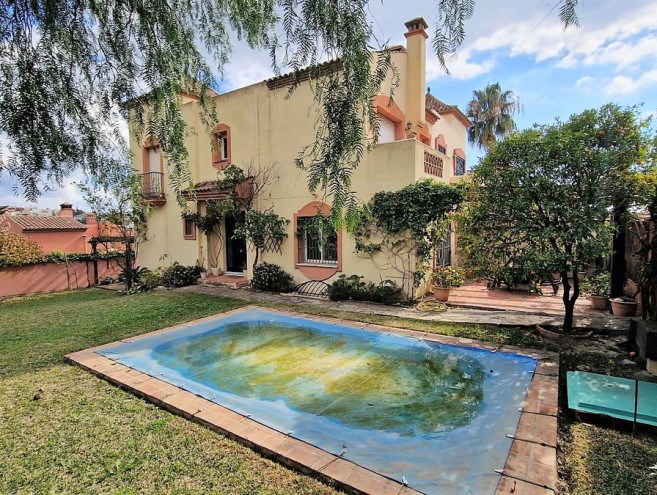 Villa for sale in Costa del Sol, Marbella