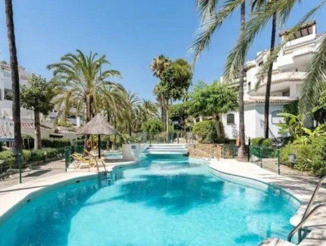 Apartamento for sale in Elviria, Marbella