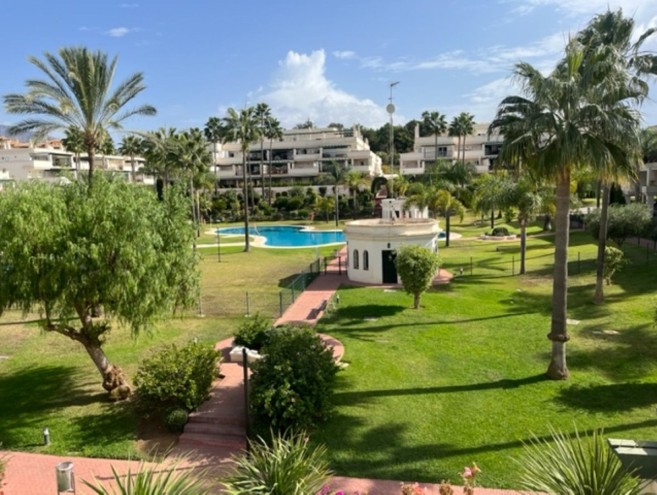 Appartement for sale in Nueva Andalucía, Marbella