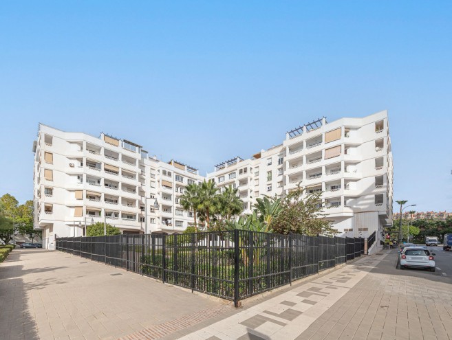 Apartment for sale in Nueva Andalucía, Marbella