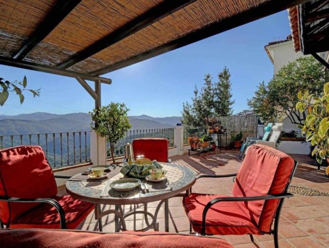 Unifamiliar for sale in Benalauría, Marbella