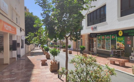 Commercial for sale in , Marbella