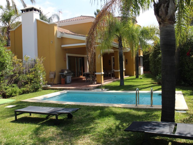 Villa for sale in Nagüeles, Marbella