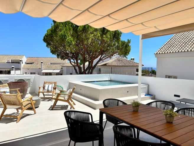 Apartamento for sale in Nueva Andalucía, Marbella